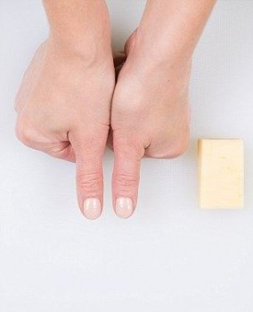 Сыр - два пальца