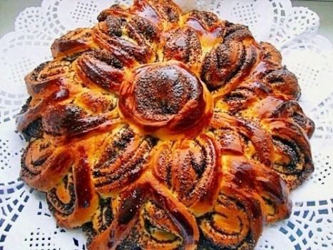 Пирог «Бабушкина салфетка» с абрикосовым джемом 